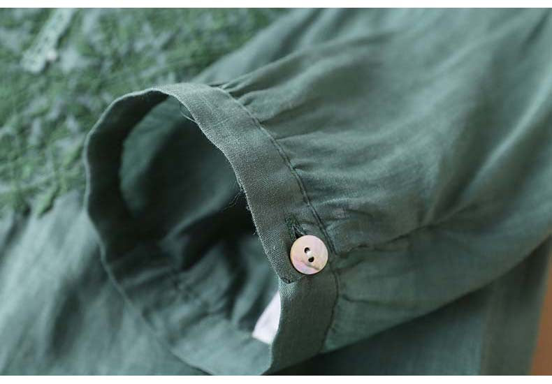 プルオーバーコットン半袖シンプルカジュアル刺繍切り替えVネック花模様Tシャツ